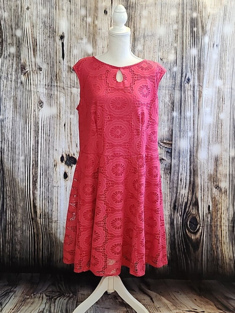 London Times Lace Dress